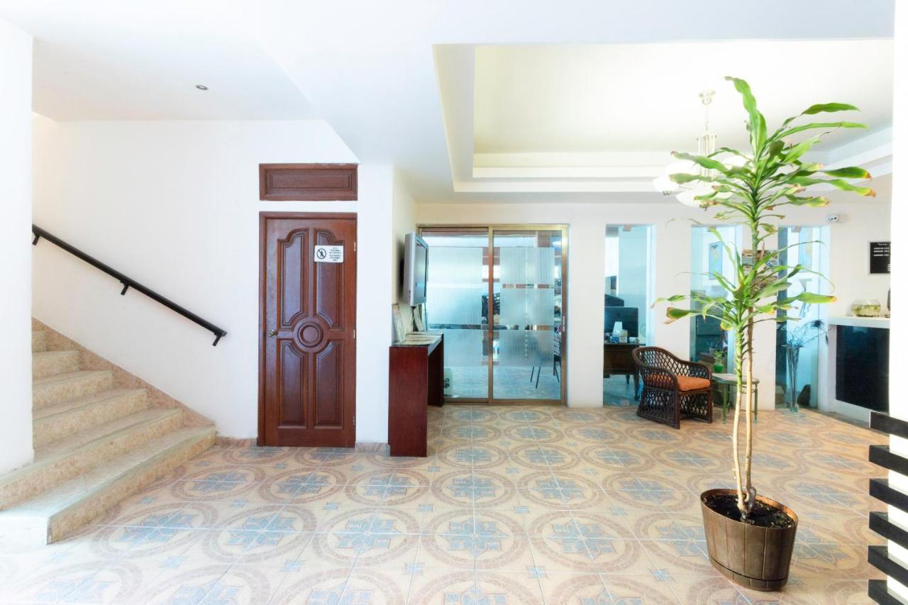 Hotel Gandhi Chetumal Esterno foto