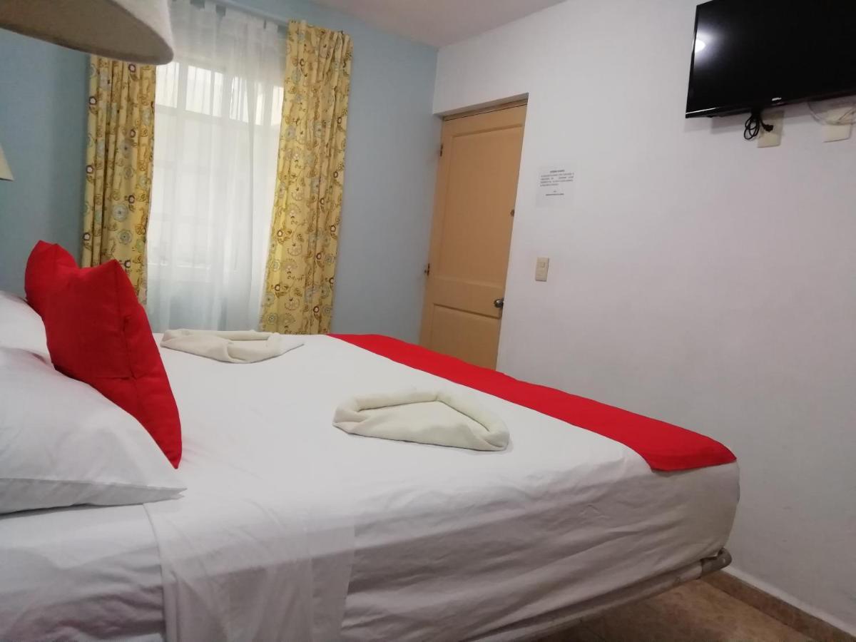 Hotel Gandhi Chetumal Esterno foto