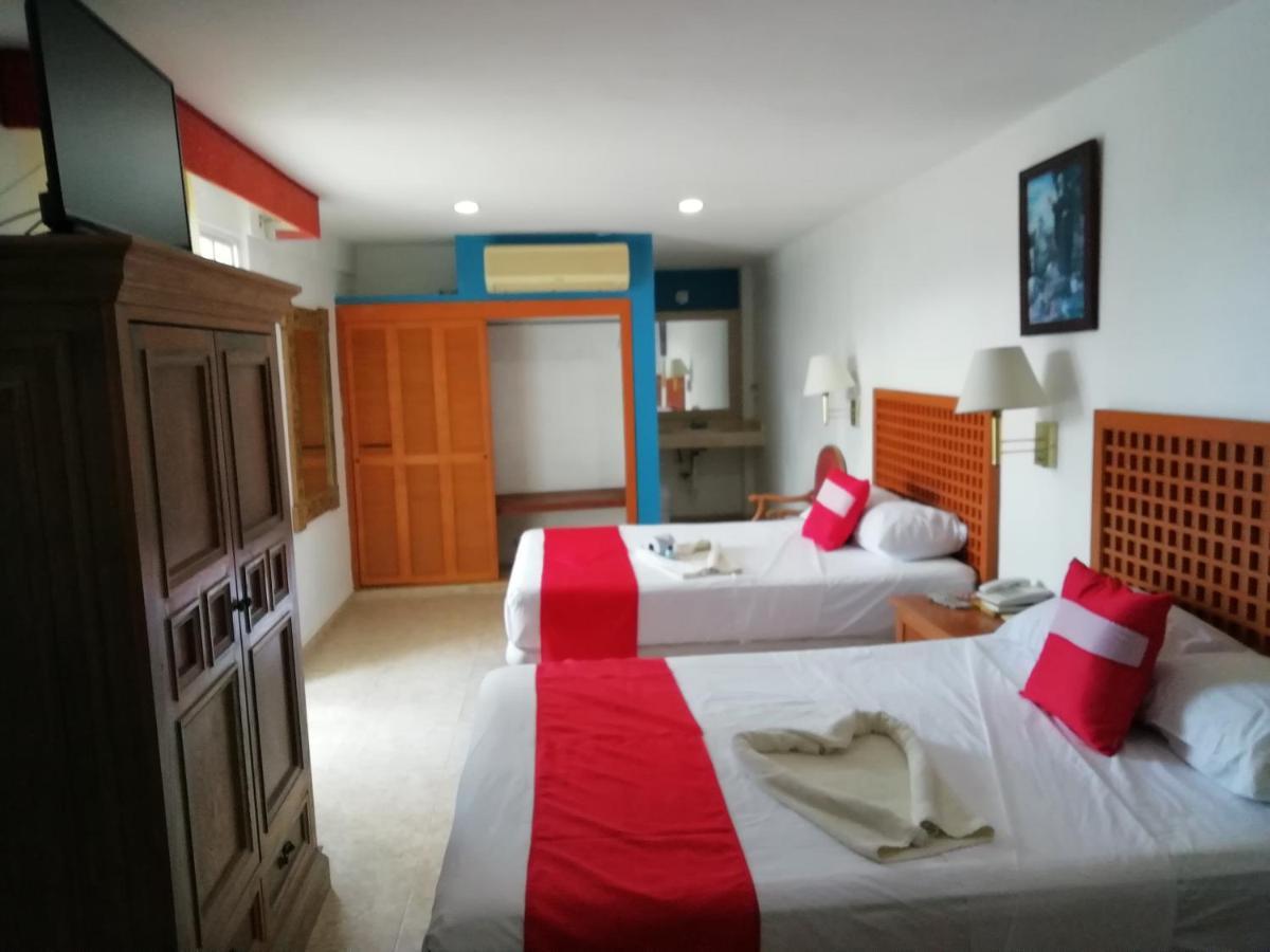 Hotel Gandhi Chetumal Esterno foto