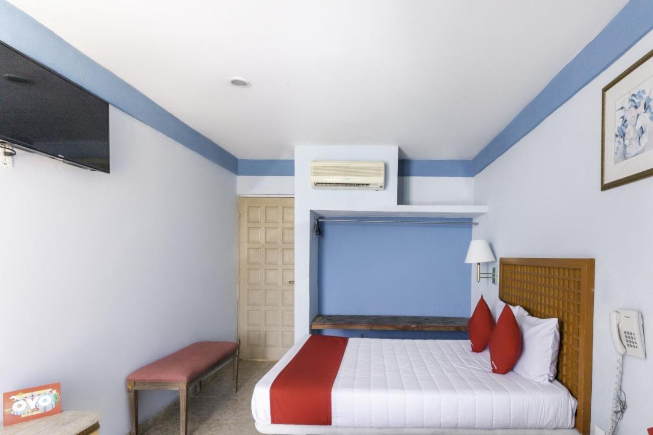 Hotel Gandhi Chetumal Esterno foto
