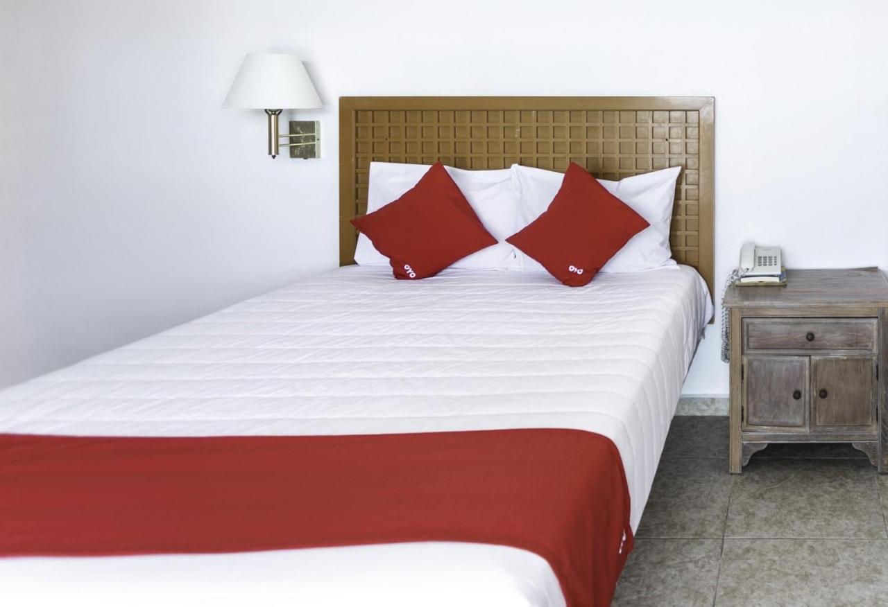 Hotel Gandhi Chetumal Esterno foto